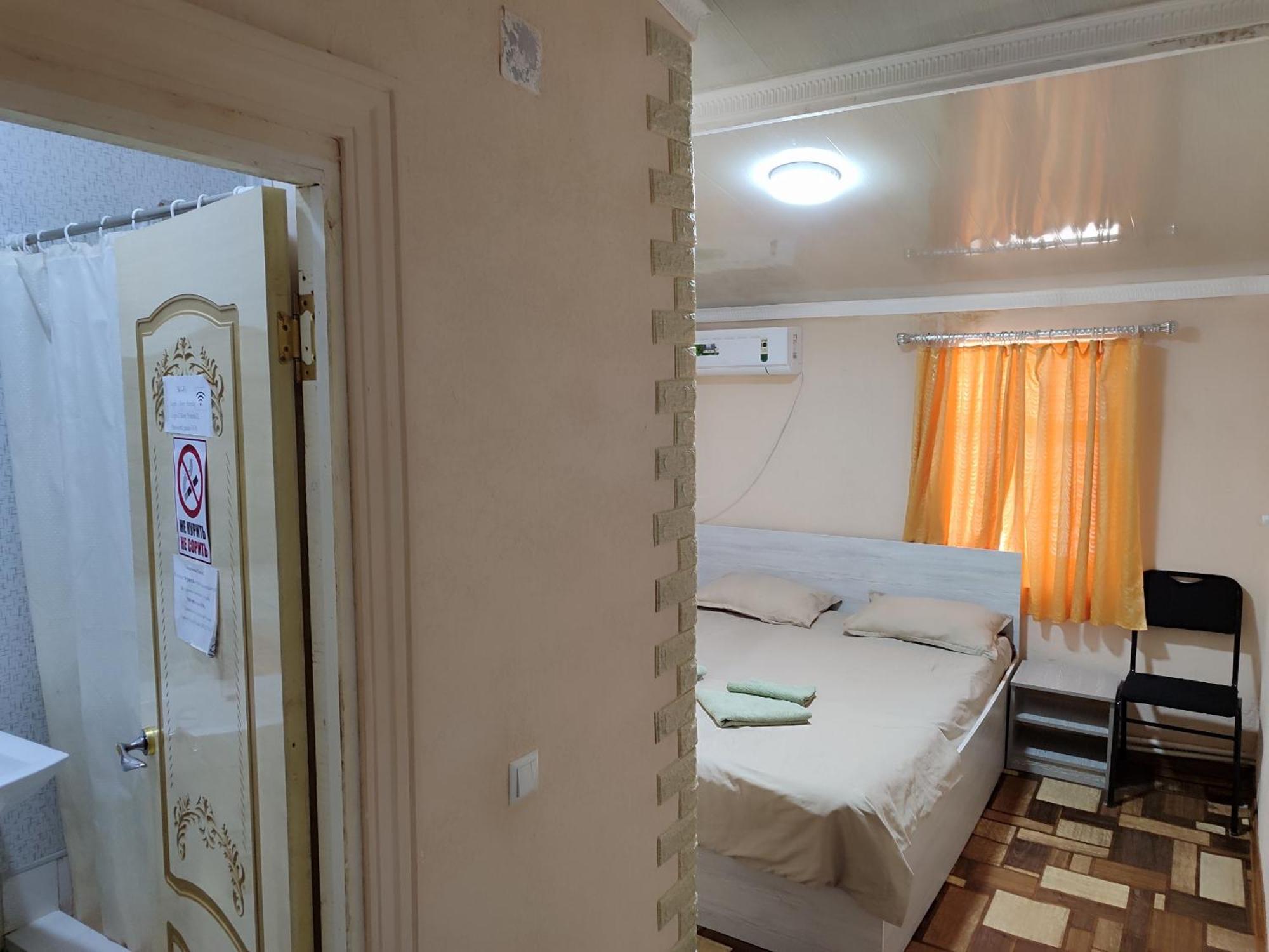 Family Guest House - Friends-J Nukus Dış mekan fotoğraf
